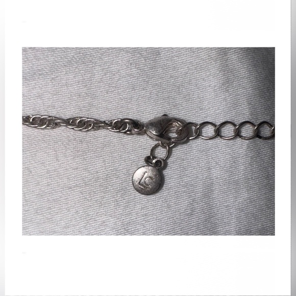 Vintage Blue and Silver Necklace - Picture 4 of 4